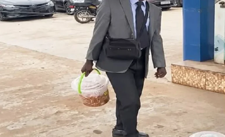 I became corporate ponmo seller after losing my banking job — Hawker