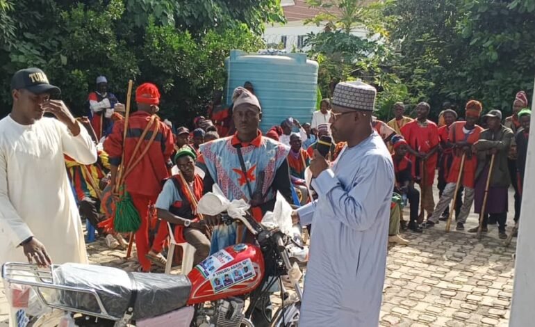 Matawalle Donates Vehicle, 10 Motorcycles To Support Group In Zamfara